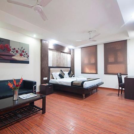 Hotel Apra Inn New Delhi Eksteriør bilde