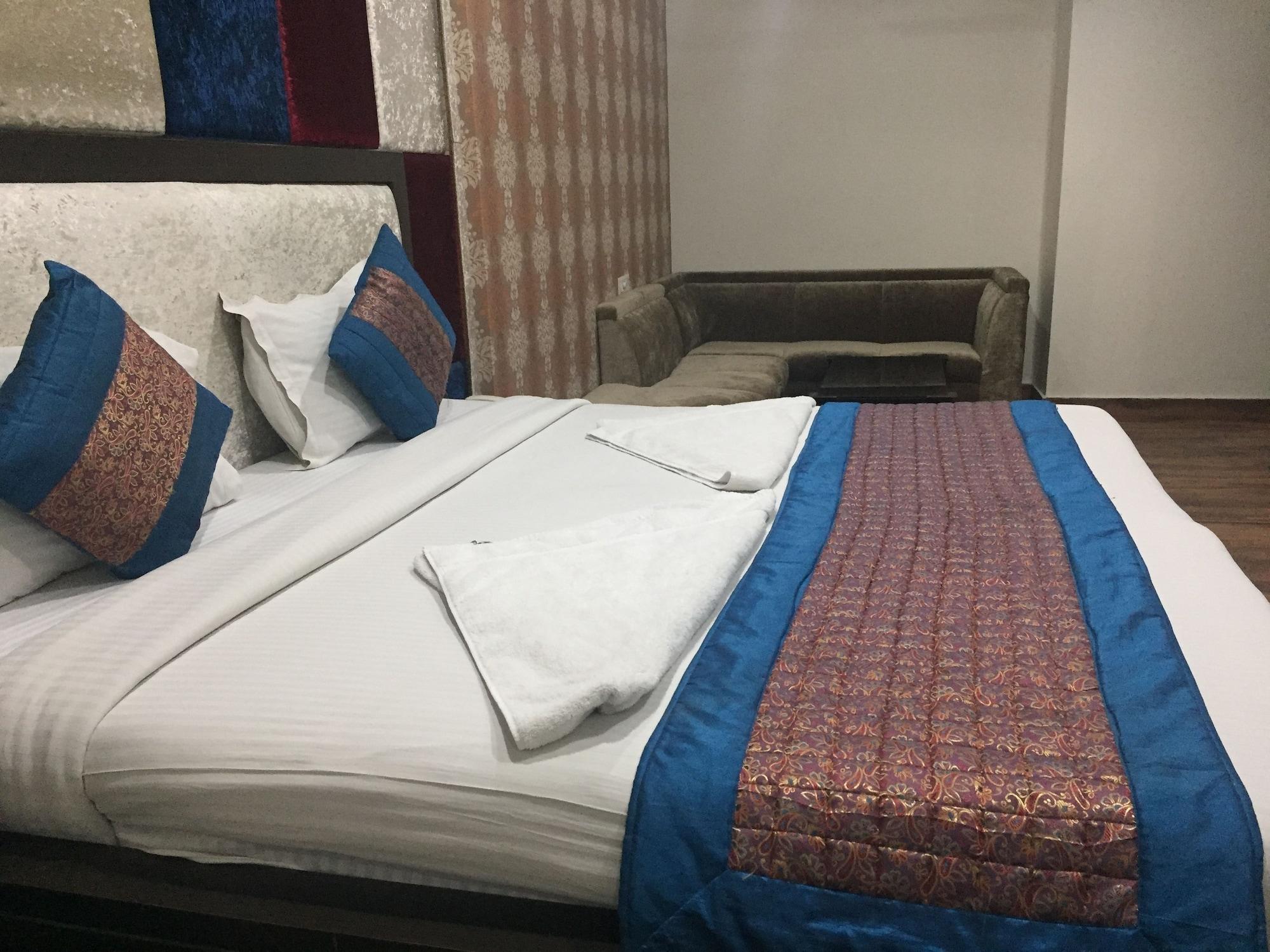 Hotel Apra Inn New Delhi Eksteriør bilde