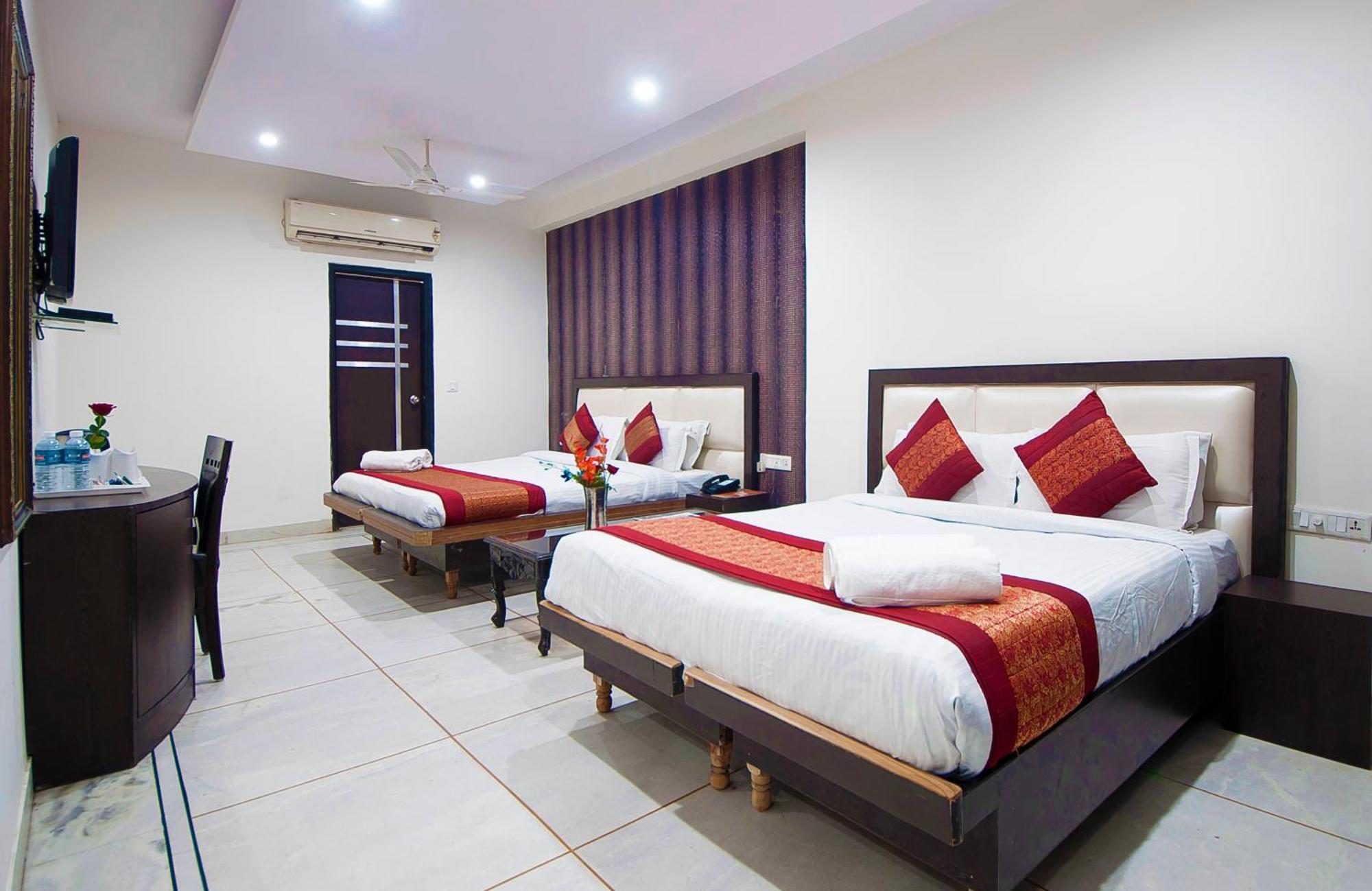 Hotel Apra Inn New Delhi Eksteriør bilde