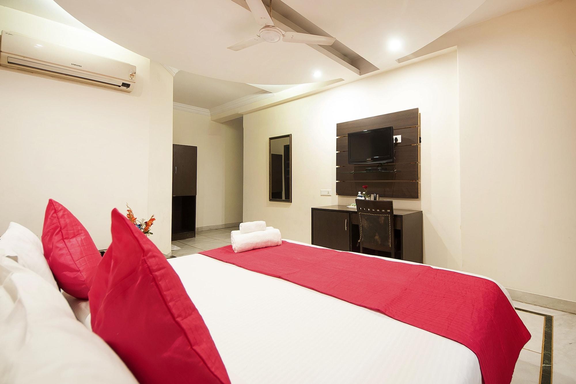 Hotel Apra Inn New Delhi Eksteriør bilde