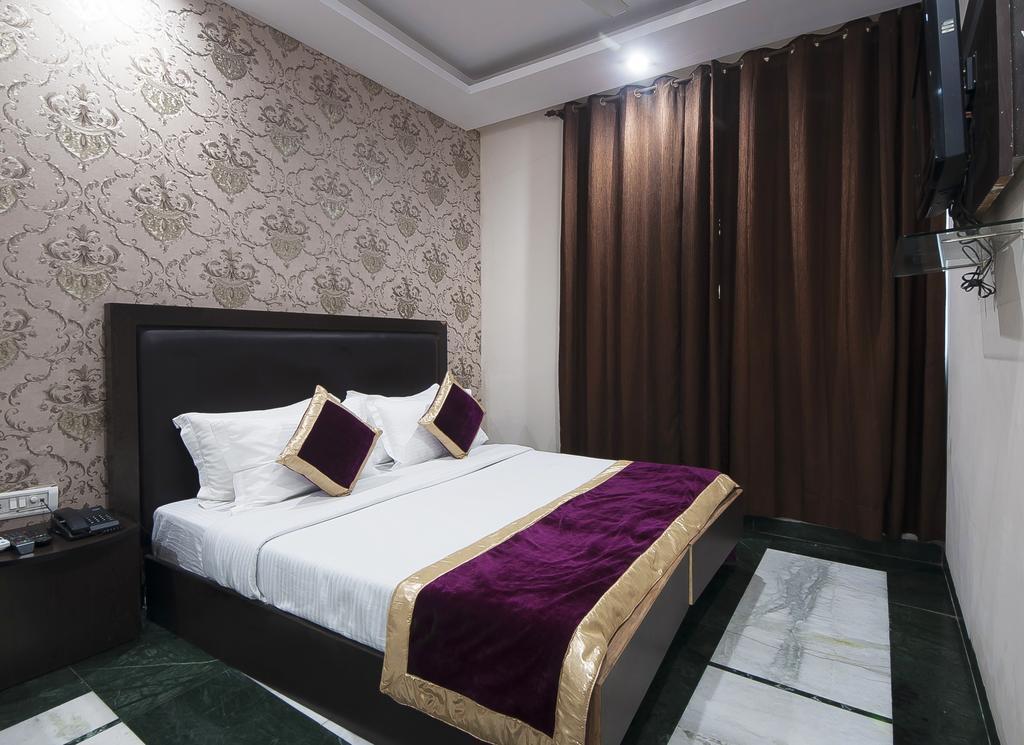 Hotel Apra Inn New Delhi Eksteriør bilde