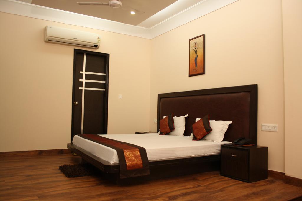 Hotel Apra Inn New Delhi Eksteriør bilde